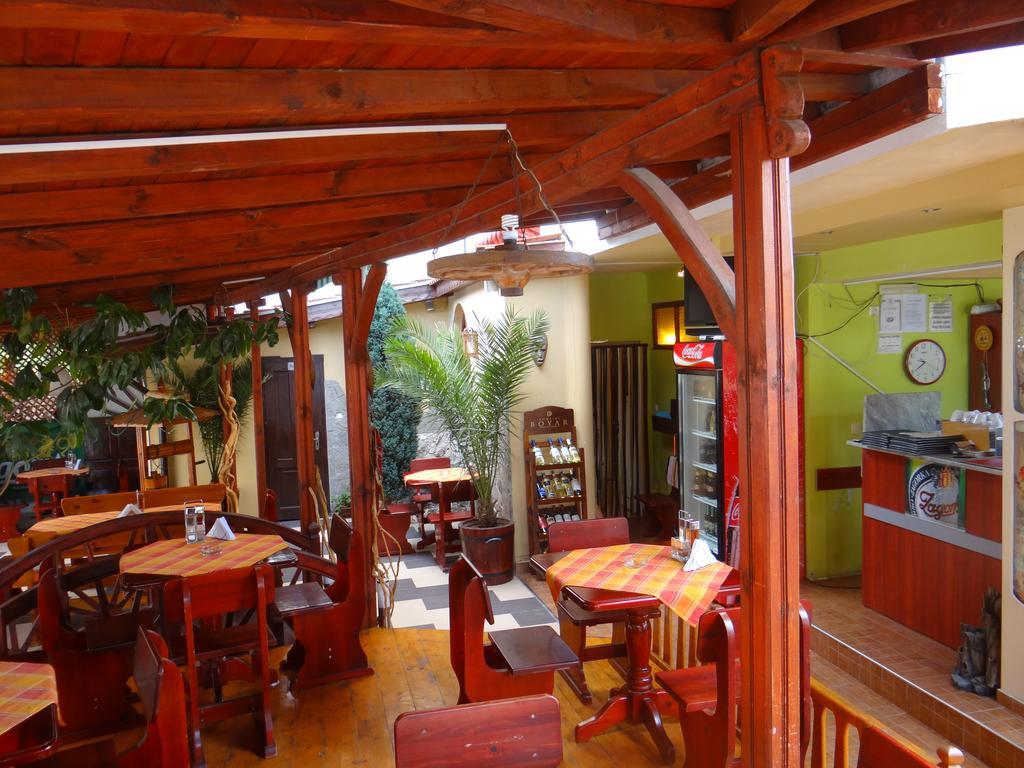 Guest House Rosa Kiten  Exterior foto